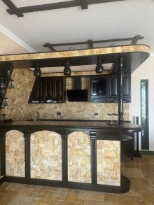 Old Guneshli settlement. Urgently for sale: 4-storey house, -20