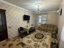 Nizami.r, Keşlə Satılır Köhnə Tikili, -10