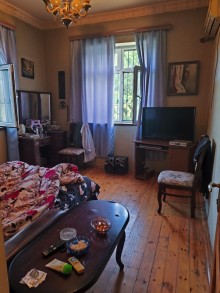 GORƏDİL BAGLARinda ev satilir, -5