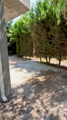 Şüvəlan Qala yolunda yolunda çoxotaqlı ev satılır, -2