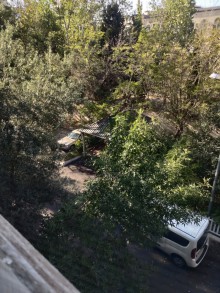 Sale Old building 8-ci mikrorayonda Azadlıq metrostansiyasına 5 dəqiqəlik məsafədə, -3