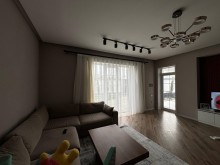 A private house is for sale in Qobu settlement. 3 rooms, -9