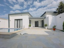 in-baku-shuvalan-settlement-a-house-with-a-swimming-pool-is-for-sale-42433