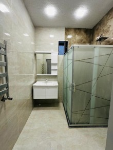 A house for sale in Shuvelan, located on a 3-sot plot, -13